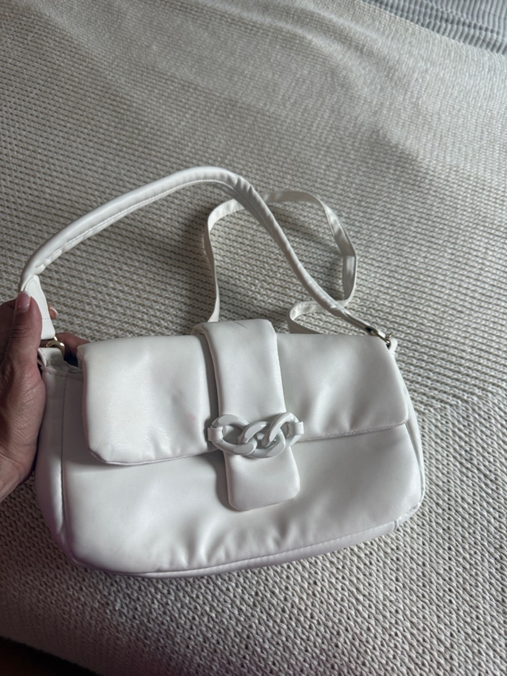 Primark White Shoulder Bag with Chain Accent
